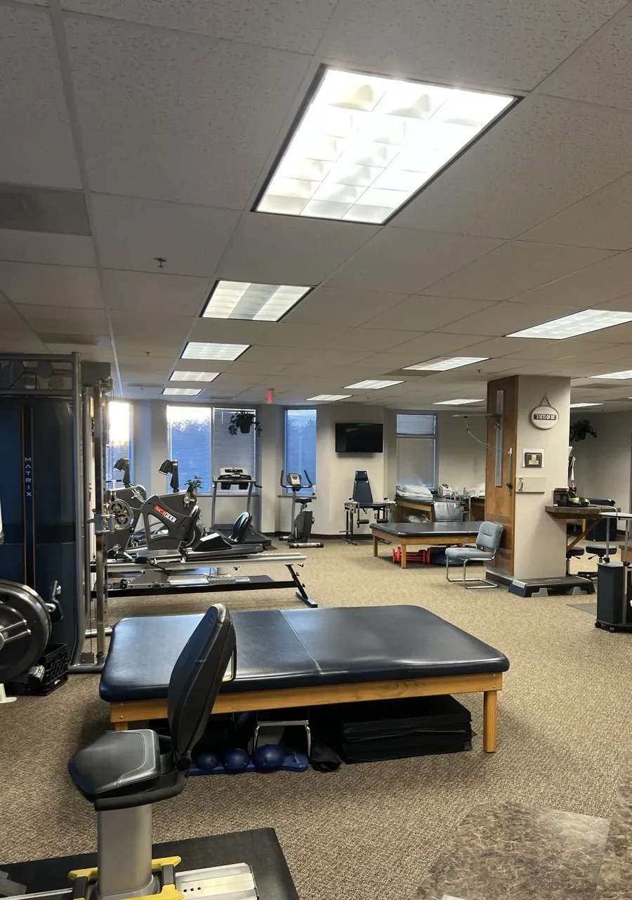 Treatment and exercise area at the Mid-County Physical Therapy Hoadly Road clinic