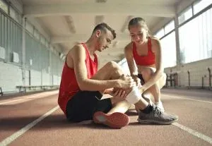 Should You Use Ice or Heat on Your Injury?